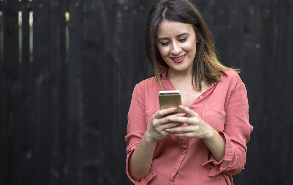 Popular text messaging apps for businesses